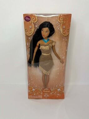 Disney store Pocahontas Doll NIB